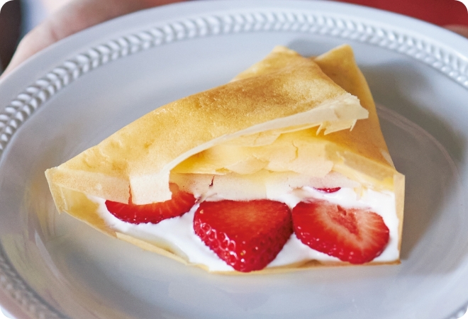 砂糖のチカラが大活躍 いちごのクレープ